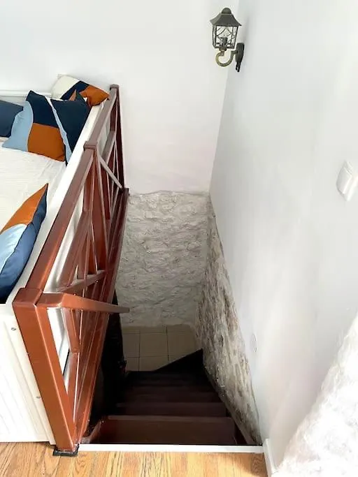 Nyaraló House With Lovely Terrace 10 Min Drive From The Sea Vrbnik