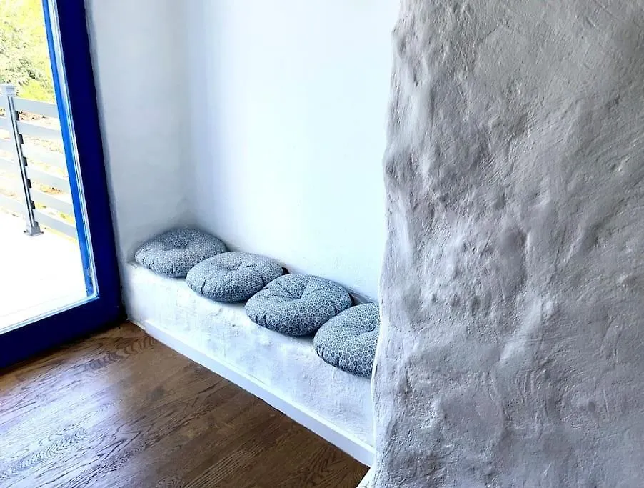 House With Lovely Terrace 10 Min Drive From The Sea Врбник Дом отдыха