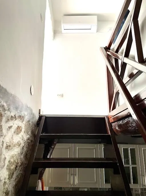 House With Lovely Terrace 10 Min Drive From The Sea Vrbnik  Holiday home Vrbnik (Primorje-Gorski Kotar)